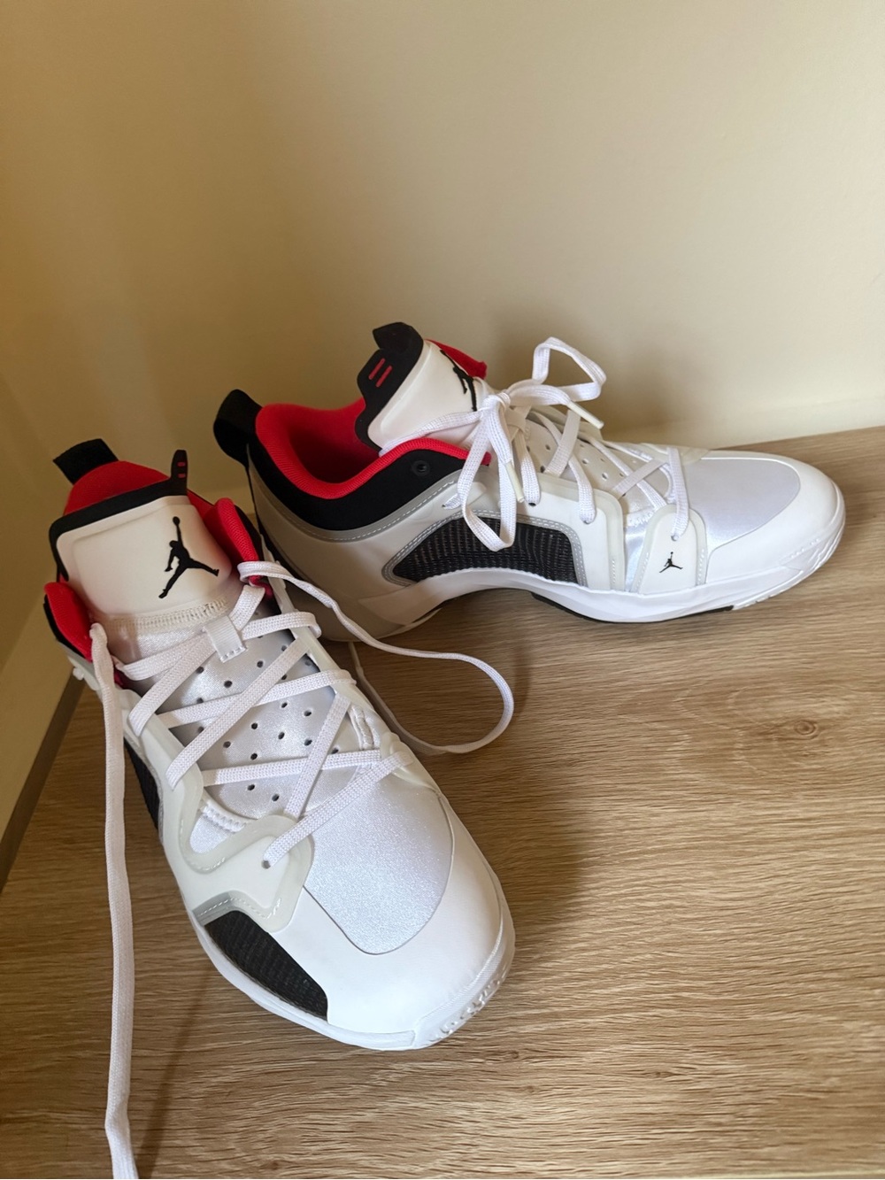Nike Jordan White Black Red Basketball Sneakers